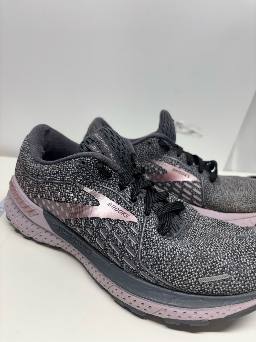 Brooks Women's Adrenaline GTS 21 in med width